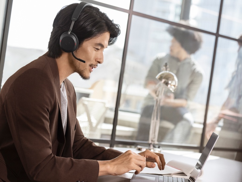 Jabra Evolve2 75