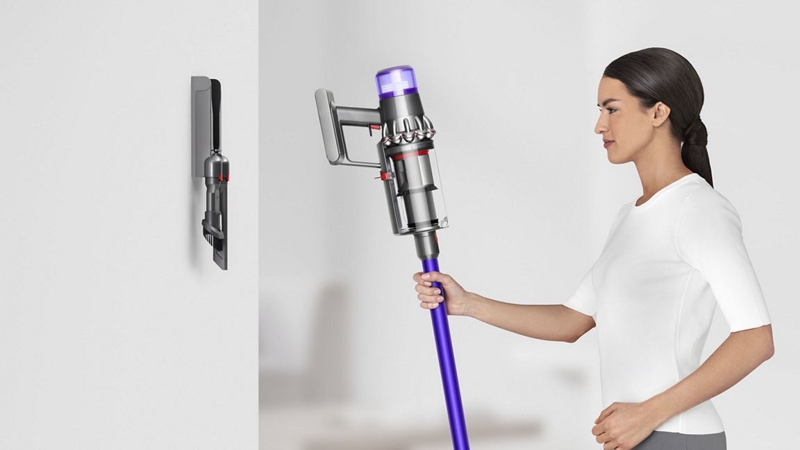Dyson V11 - Aspirateur - balai/� main (2-en-1) - sans sac - sans fil - bleu/nickel chargeur inclus image 9 | Rakuten