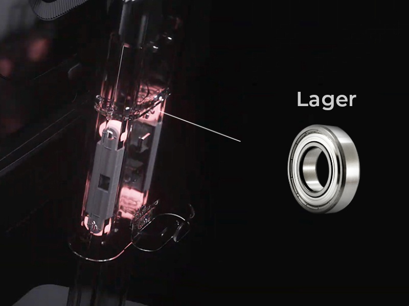 Sequenz von Nahaufnahmen, die Montage- oder Installationskomponenten in schwarzer Ausführung zeigen, einschließlich Halterungen und Befestigungsmechanismen.