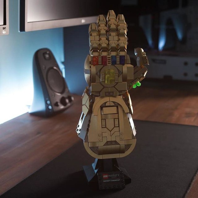 LEGO